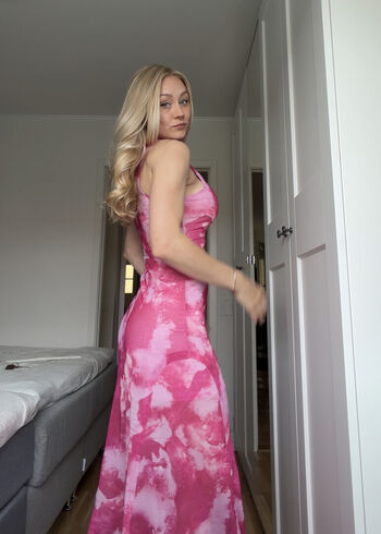 Full leaked Kandyland page private photo