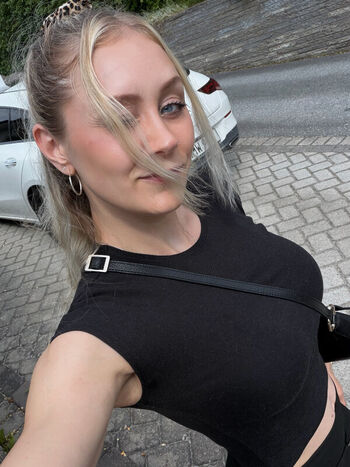Full leaked Kandyland private photo