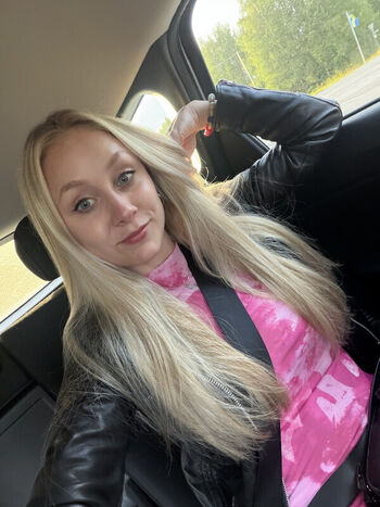 Full leaked Kandyland page private photo