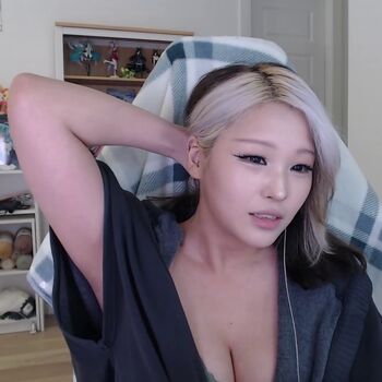 Full leaked Kang hee yoon private photo