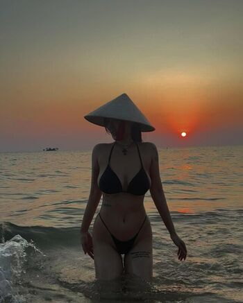 Full leaked Kanya bunloed private photo