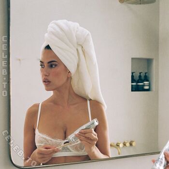 Full leaked Kara del toro page private photo