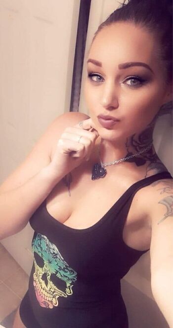 Full leaked Kareeanne singh private photo