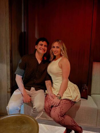 Full leaked Karenar private onlyfans photo