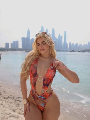 Full leaked Karendrodriguez private photo