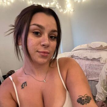 Full leaked Karifrances private photo