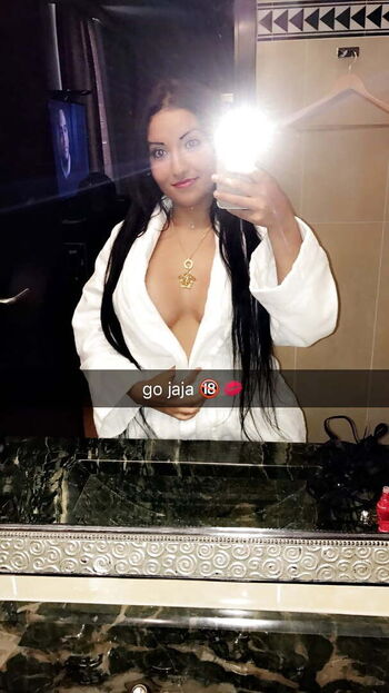 Full leaked Karima la rbz private photo