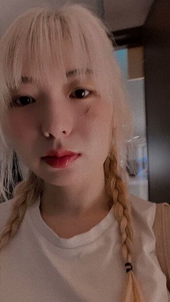 Full leaked Karinnoracam private photo