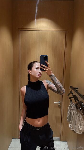 Full leaked Karishamr private photo