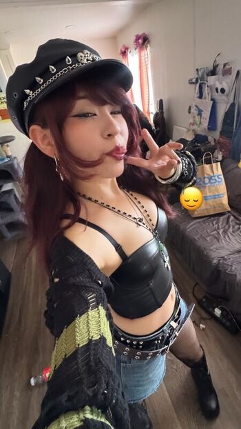 Full leaked Kariwahh private photo