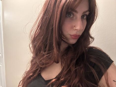 Full leaked Karleexx page private onlyfans photo