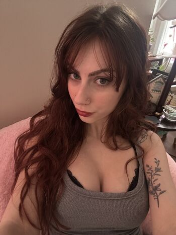 Full leaked Karleexx private onlyfans photo