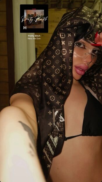 Full leaked Karmabitee private photo