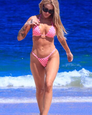 Full leaked Karoline lima private onlyfans photo