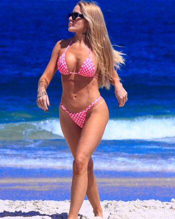 Full leaked Karoline lima private onlyfans photo