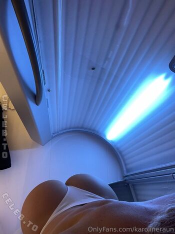 Full leaked Karoline raun page private photo