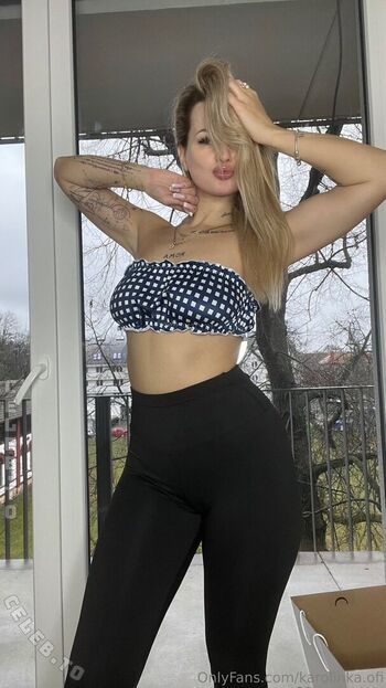 Full leaked Karolinka ofi page private photo