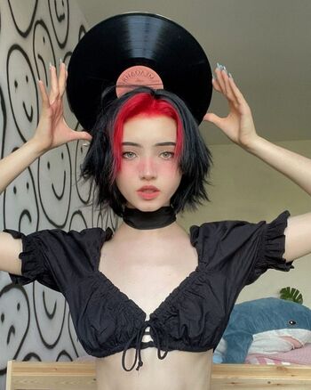 Full leaked Karrambaby private photo