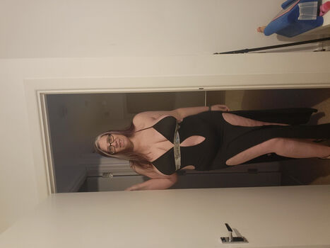 Full leaked Kasey hutton page private onlyfans photo