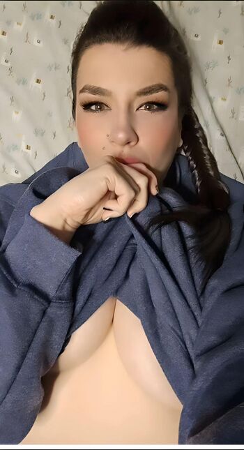 Full leaked Kat gunn private photo