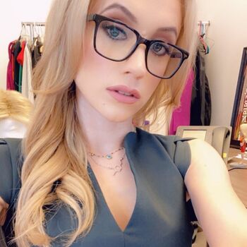 Full leaked Kat timpf private photo
