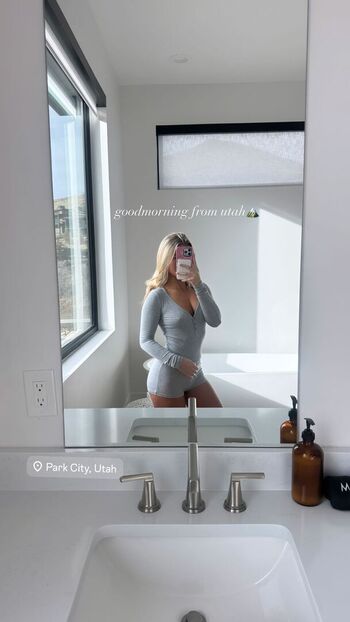 Katalina Cartmel / Katalinacarttmel / Katcartmel