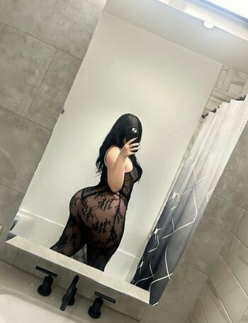 Full leaked Katbladee private onlyfans photo