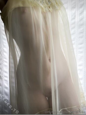 Full leaked Kate fae private photo