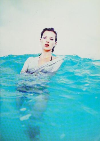 Full leaked Kate moss private photo