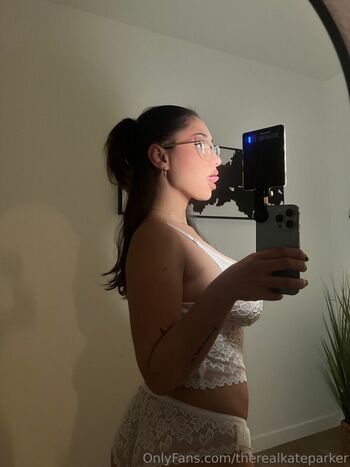 Full leaked Kate parker private photo