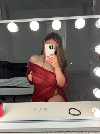 Full leaked Kate parker private photo