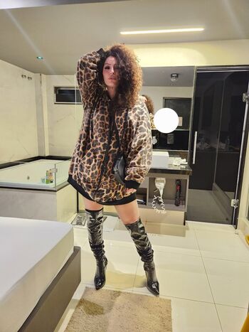 Full leaked Kate voguel private photo