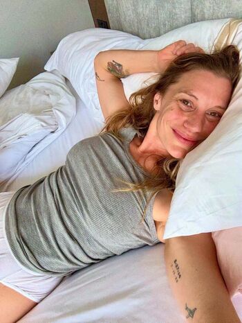 Full leaked Katee sackhoff private photo