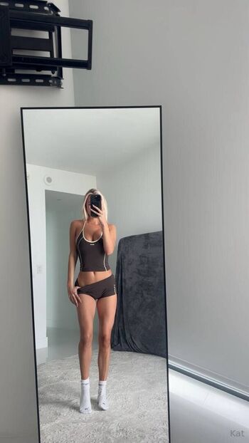 Full leaked Katelyn private onlyfans photo