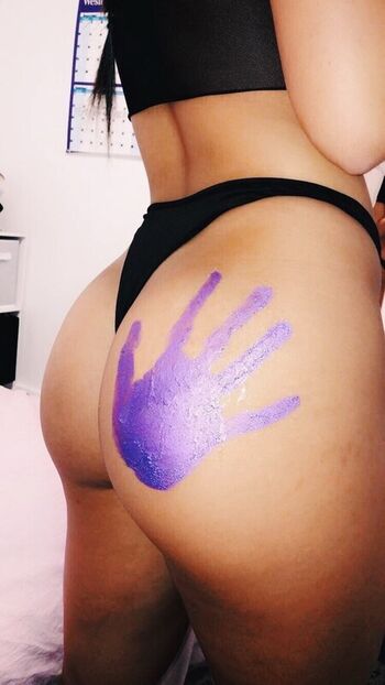 Full leaked Katelynkwan private photo