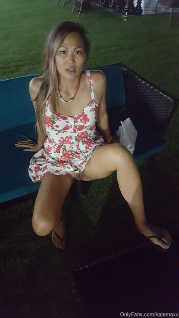 Full leaked Katemaxx private photo