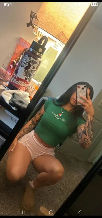 Full leaked Katerbutt private photo