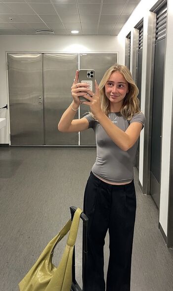 Full leaked Katharinaschneiderr private photo