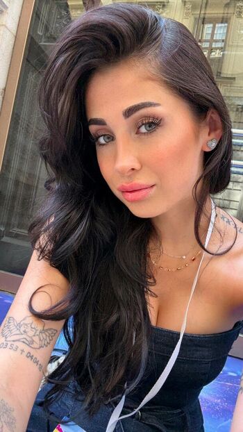Full leaked Kathiyessir private photo