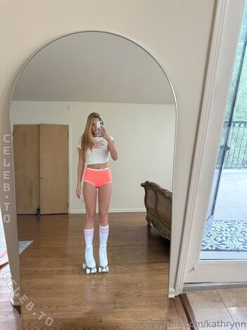 Full leaked Kathrynn private photo