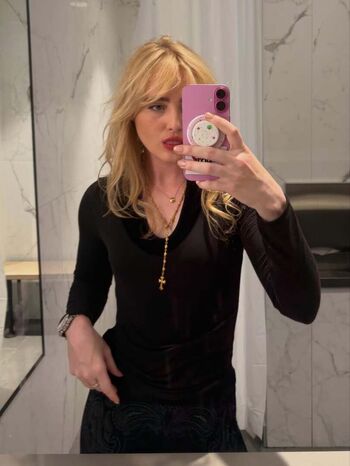 Full leaked Kathrynton page private onlyfans photo