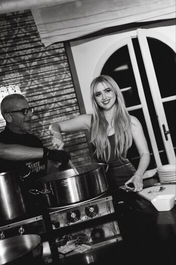 Full leaked Kathrynton page private onlyfans photo