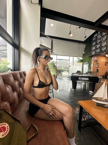 Full leaked Kathycr page private onlyfans photo