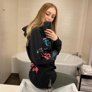 Full leaked Katie bedford private photo