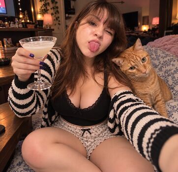 Full leaked Katie elizzy bugs page private photo