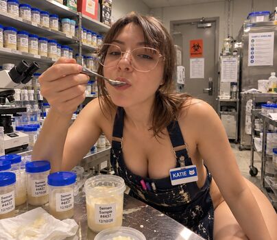 Full leaked Katie elizzy bugs page private photo