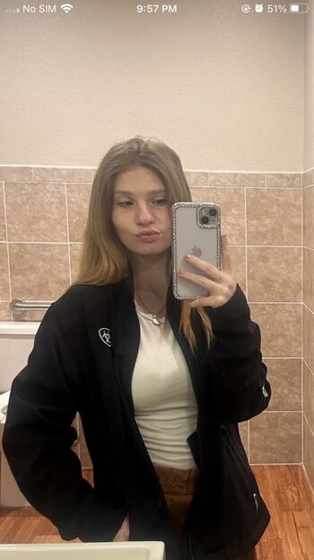 Full leaked Katie lindeen private photo