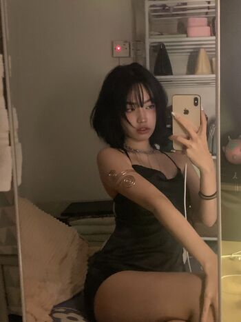 Full leaked Katiearucan private onlyfans photo