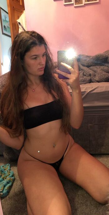 Full leaked Katieexox private photo