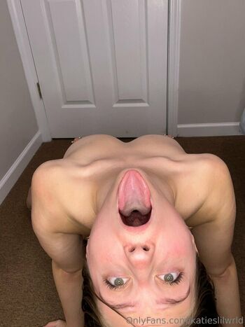 Full leaked Katieslilwrld private photo
